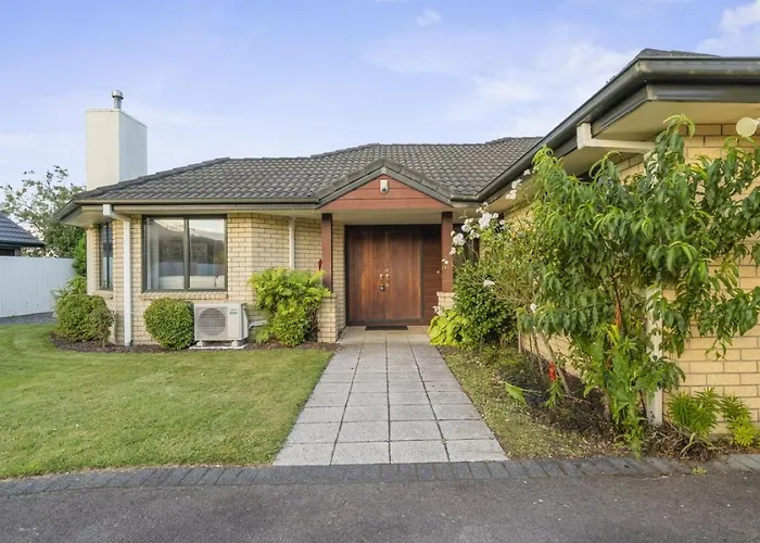 Wai Ata Lakeside Retreat - Holiday home Rotorua