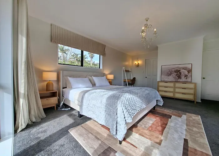 Holiday home Wai Ata Lakeside Retreat - *